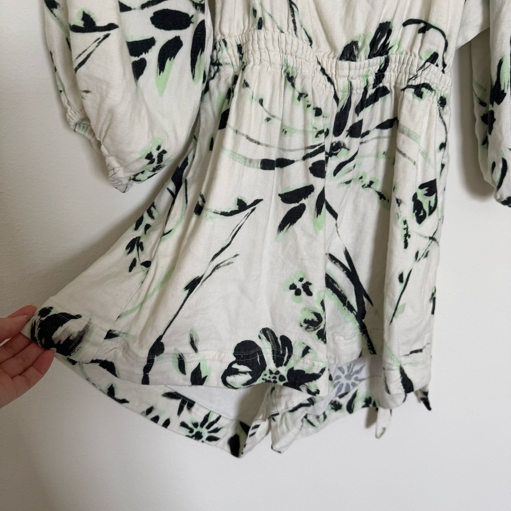 Tanya Taylor White and Black Leaf Print Romper - Picture 4 of 9